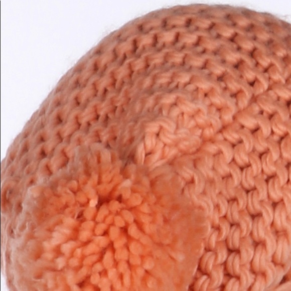 Pom Pom Oversized winter Knit Orange Hat - Picture 3 of 4